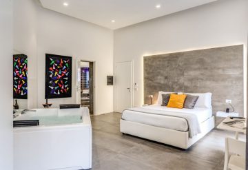 Gallery Suite Naples