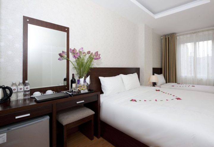 Rising Dragon Legend Hotel