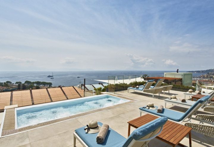 De Bonart Naples, Curio Collection By Hilton