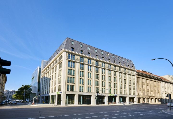 Holiday Inn Express - Berlin - Alexanderplatz by IHG